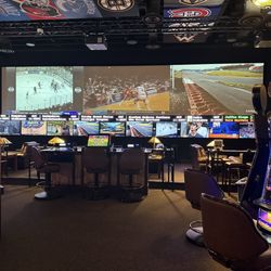 Bourbon Street Sports Bar - Projector wall