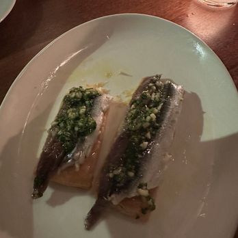 Ernesto’s - Pintxo matrimonio al ajillo - Basque Near Me - New York, New York