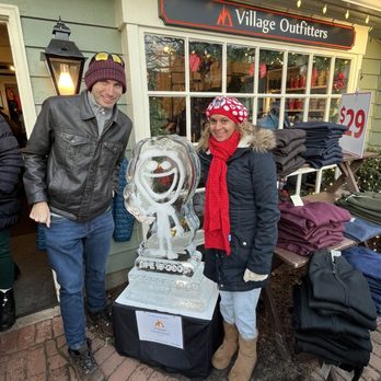 Peddler's Village - Cute Ice Sculpture - Shopping Centers Near Me - New Hope, Pennsylvania Peddler's Village - Cute Ice Sculpture - Shopping Centers Near Me - New Hope, Pennsylvania