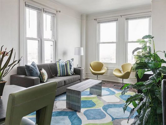 Briggs Houze by null