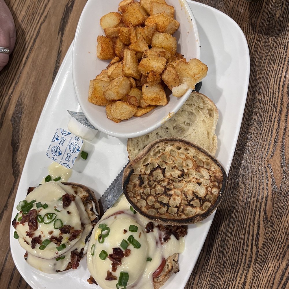 Another Broken Egg Cafe - Blackstone Benedict - American Near Me - Williamsburg, Virginia Another Broken Egg Cafe - Blackstone Benedict - American Near Me - Williamsburg, Virginia