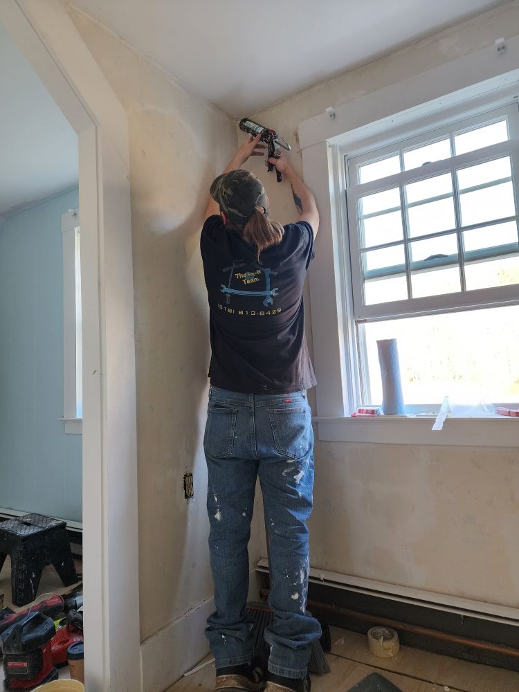 Slide of The Fix-it Team