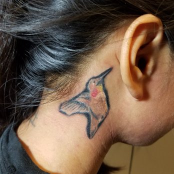 Wildlife Tattoo - Realistic Rufous Hummingbird by Randizzle Tatts - Tattoo Near Me - Winnetka, California Wildlife Tattoo - Realistic Rufous Hummingbird by Randizzle Tatts - Tattoo Near Me - Winnetka, California