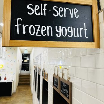 Bloomfield Creamery - Froyo stations - Ice Cream & Frozen Yogurt Near Me - Pasadena, California