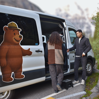 Jumper Tours - Jumper Tour Driver Welcoming Passengers Pick ups for Moraine lake and lake Louise - Bus Tours Near Me - Canmore, Alberta Jumper Tours - Jumper Tour Driver Welcoming Passengers Pick ups for Moraine lake and lake Louise - Bus Tours Near Me - Canmore, Alberta