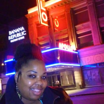Cafe at Apollo - Im enjoying the sights in NY after coming from an Open Mic Night at Harlem on the 5th wanted to check out the legendary Apollo. - Music Venues Near Me - New York, New York
