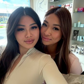 PCH MedSpa - Get ur lips done with ur bestie... bc why not? - Medical Spas Near Me - Corona Del Mar, California PCH MedSpa - Get ur lips done with ur bestie... bc why not? - Medical Spas Near Me - Corona Del Mar, California