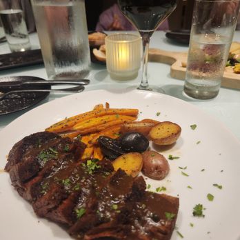 Bar Louis - Vegan au Poivre - New American Near Me - Milford, Pennsylvania