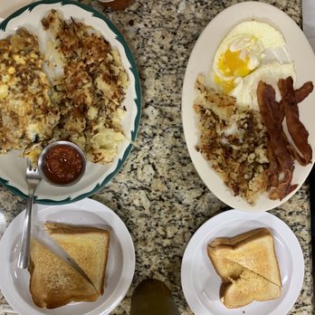 Bellaire Coffee Shop - Italian omelette - Breakfast & Brunch Near Me - Bellaire, Texas