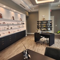 NOVA Optique + Eyecare