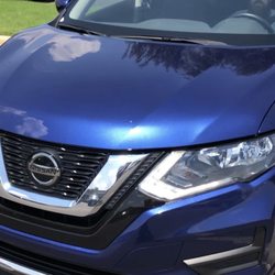Hertz Rent A Car - Nice Nissan Rouge