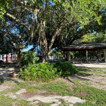Lakes Regional Park - Park - Parks Near Me - Fort Myers, Florida Lakes Regional Park - Park - Parks Near Me - Fort Myers, Florida