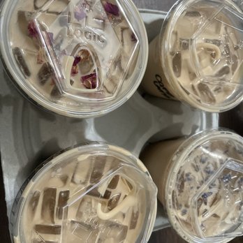 Jesse's Grind Coffee Bar - Coffee & Tea Near Me - Winnetka, California
