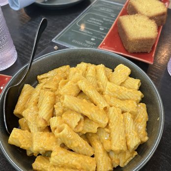 PLANTA South Beach - Creamy Mac and Cheese - Vegetarian Near Me - Miami Beach, Florida PLANTA South Beach - Creamy Mac and Cheese - Vegetarian Near Me - Miami Beach, Florida