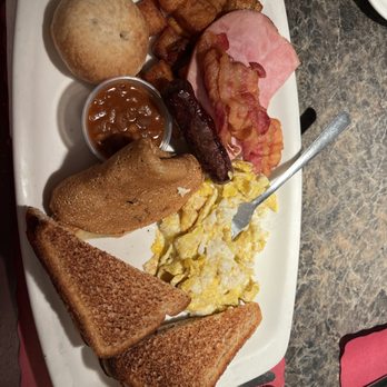 LE CAFÉ BUADE - The Brunch Baude - Cafes Near Me - Quebec City, Quebec LE CAFÉ BUADE - The Brunch Baude - Cafes Near Me - Quebec City, Quebec