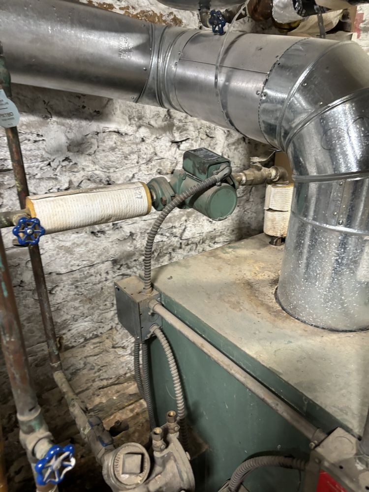 Slide of Dovie’s Plumbing