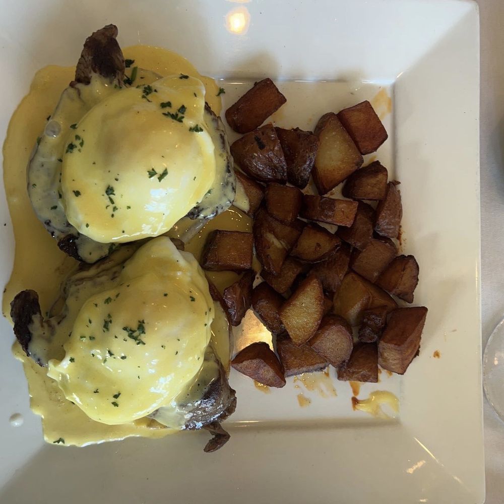 Café Madrid - Eggs Benedict with steak - Spanish Near Me - Holladay, Utah Café Madrid - Eggs Benedict with steak - Spanish Near Me - Holladay, Utah