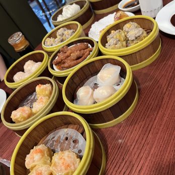 Benyue Restaurant - Shrimp Sui Mai Steamed Dumplings Shrimp Dumplings Scallop with Garlic Dumpling Pork Siu Mai with Crab Roe Steamed Chicken Feet - Dim Sum Near Me - Indianapolis, Indiana Benyue Restaurant - Shrimp Sui Mai Steamed Dumplings Shrimp Dumplings Scallop with Garlic Dumpling Pork Siu Mai with Crab Roe Steamed Chicken Feet - Dim Sum Near Me - Indianapolis, Indiana