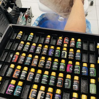L’avenir Nails Bar - Steam pedi essential oil foot bath selection - Nail Salons Near Me - San Antonio, Texas