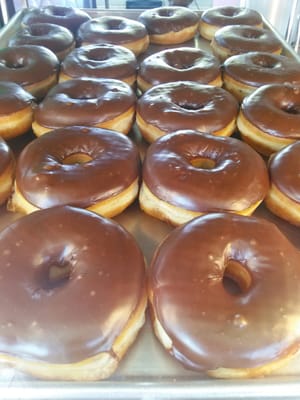 Baker's Dozen Donuts - Riverside by null