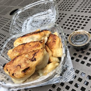 King Dumplings - 10 hot juicy fresh af + sauce = $3 - Chinese Near Me - New York, New York King Dumplings - 10 hot juicy fresh af + sauce = $3 - Chinese Near Me - New York, New York