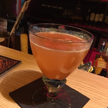 Labyrinth - The rainbow. - Cocktail Bars Near Me - Amsterdam, New Hampshire