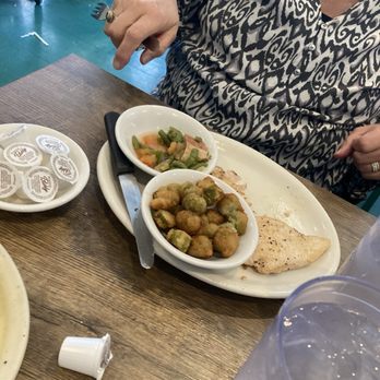 Bobbie's Southern Kitchen - Chicken fry steaks fry okra green beans - American Near Me - San Antonio, Texas