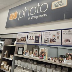 Walgreens - Ordering a collage