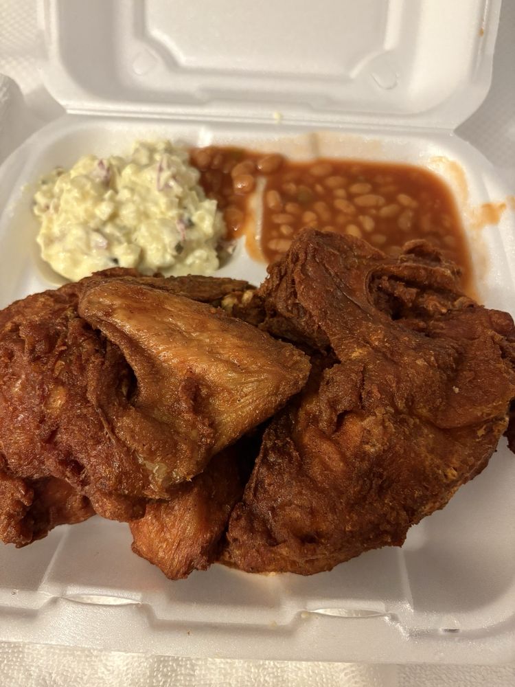 Gus's World Famous Fried Chicken - Little Rock