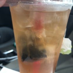 Coffee Creek Espresso - Iced green peach tea