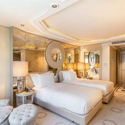 Wyndham Grand Istanbul Kalamış Marina Hotel - Guest room