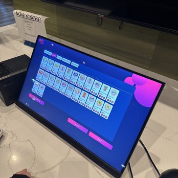 Apple Cinemas - Cinema Near Me - Warwick, Rhode Island