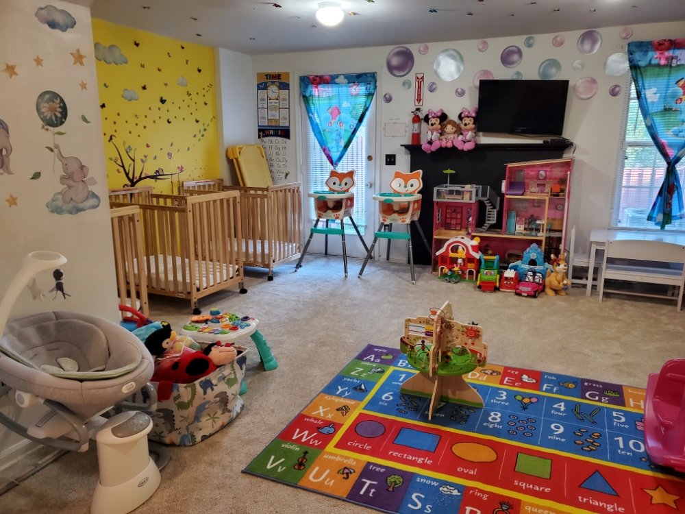 LITTLE DUCKLINGS HOME DAYCARE 21038 Lemon Springs Ter, Ashburn, Virginia Child Care & Day
