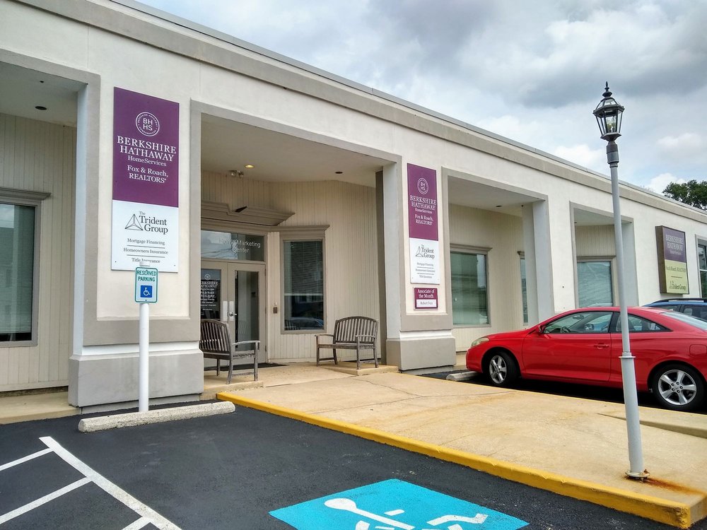 BERKSHIRE HATHAWAY HOMESERVICES FOX & ROACH Updated October 2024 15