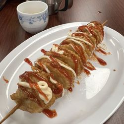 Yummi’s Cuisine - The spiral potato app is great. It's a twist on classic Whopper sauce. Instead of mayo & ketchup, I think it's mayo & siracha.