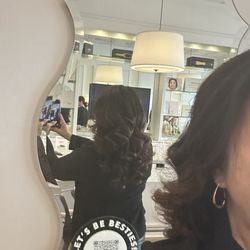 Drybar - The Woodlands - Cosmo hair style - loose curls. Ask for extra hairspray if you need the style to stay on all day til tomorrow!! :-)