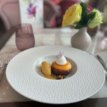 Bloom & Bee - Apricot dessert - New American Near Me - Houston, Texas Bloom & Bee - Apricot dessert - New American Near Me - Houston, Texas