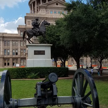 Texas State Capitol - Super cool grounds with lots to see. - Landmarks & Historical Buildings Near Me - Austin, Texas Texas State Capitol - Super cool grounds with lots to see. - Landmarks & Historical Buildings Near Me - Austin, Texas