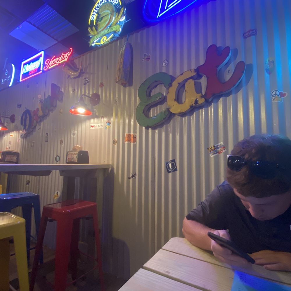 Hammerheads On the Beach - Burgers Near Me - Ocean City, Maryland