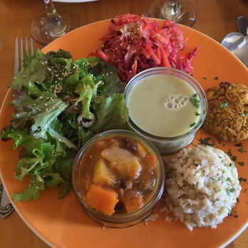 Les Amants du Marché - L'assiette complète de la formule express - Vegetarian Near Me - Pau, 64 Les Amants du Marché - L'assiette complète de la formule express - Vegetarian Near Me - Pau, 64