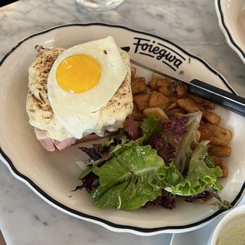 Foiegwa - Croque Madame - French Near Me - Montreal, Quebec
