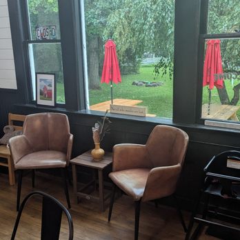 Off The Trail Cafe - Coffee & Tea Near Me - Falls Village, Connecticut