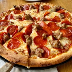Lorenzo's Pizzeria - Medium 12" Pizza with pepperoni and sausage