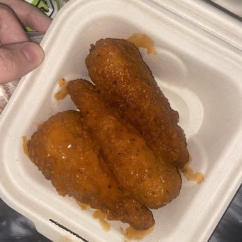 Mike's Vegan Grill - Buffalo Chick'n Wings - Vegan Near Me - Greensboro, North Carolina