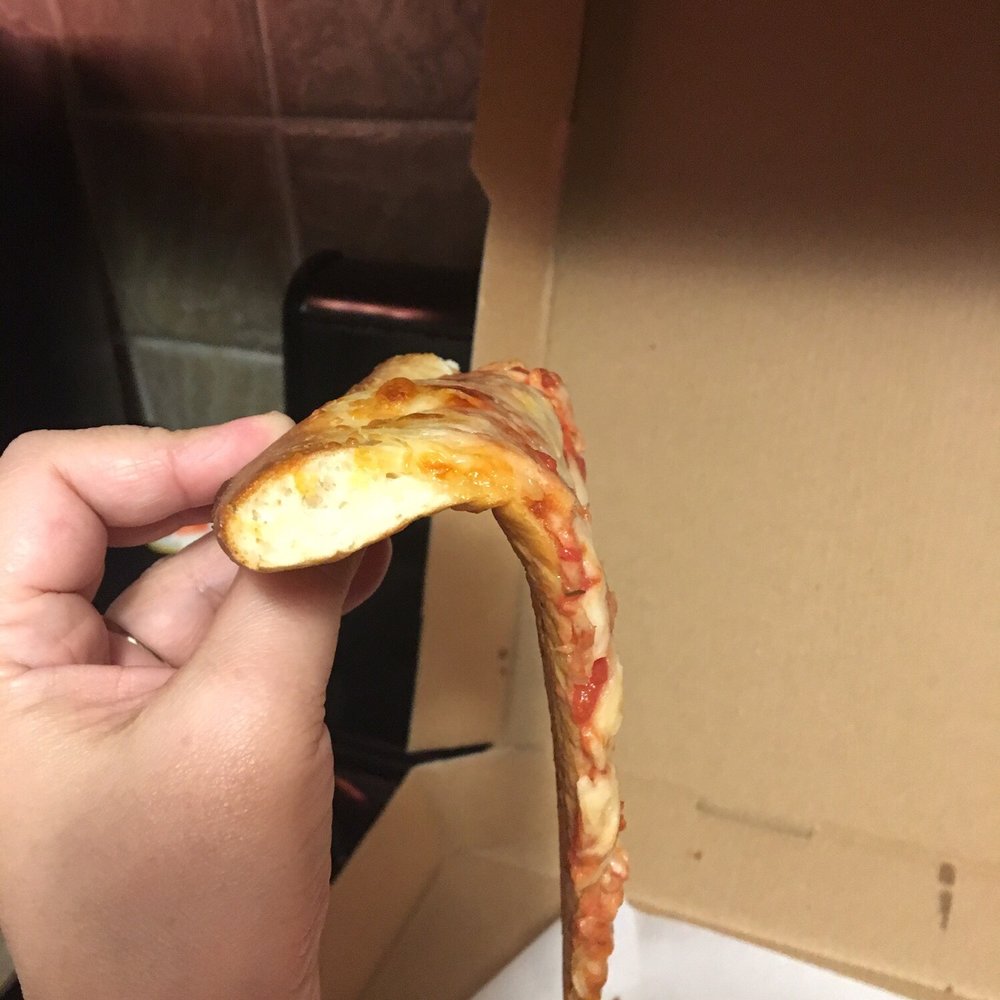 Floppy pizza...wtf, how am I supposed to eat this?!