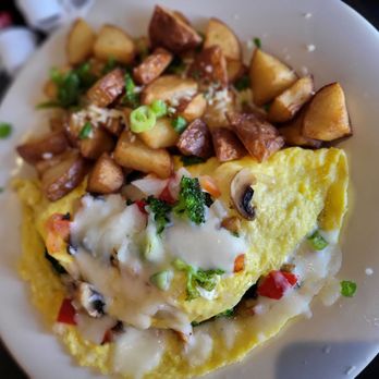 Aromas - Veggie omlette yummy - Buffets Near Me - Fresno, California