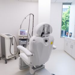 Alfred Cohen MD treatment room