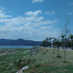 Camping A.C.A. - Justo la parte de atras da a la nueva costanera