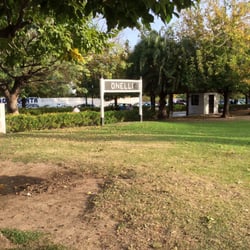 Parque Avellaneda - Funcionó durante un tiempo un pequeño tren que recorría 1300 m, hoy en desuso