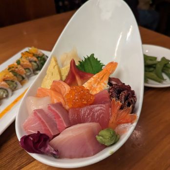 Momiji - Chirashi Bowl - Japanese Near Me - Seattle, Washington Momiji - Chirashi Bowl - Japanese Near Me - Seattle, Washington
